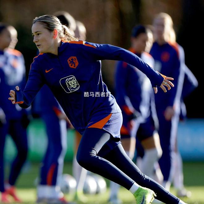 DB gaming-荷兰女足队赢得关键比赛晋级