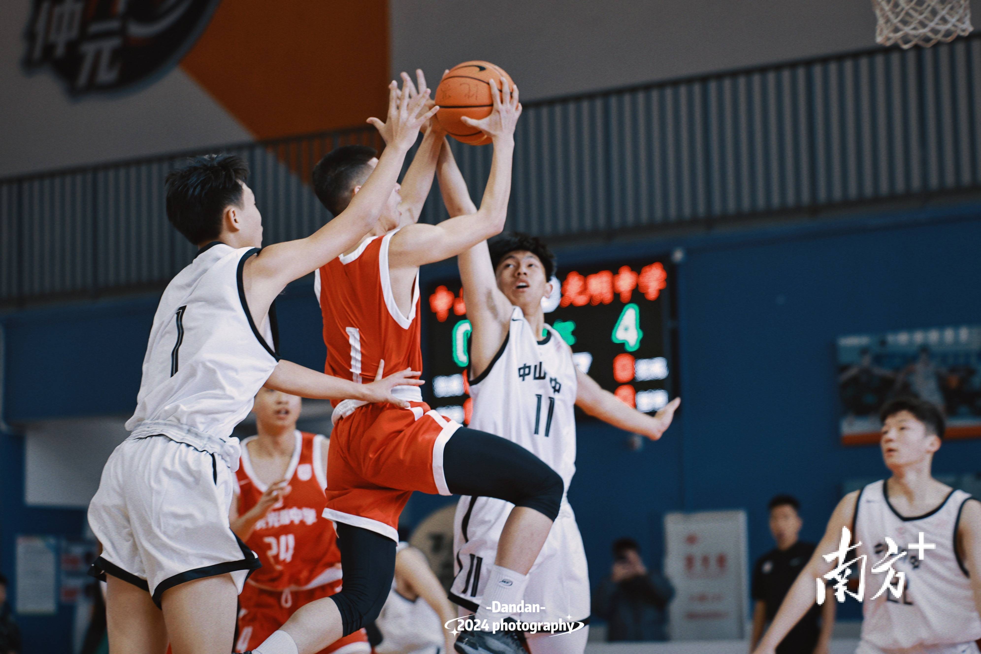 五一假期篮球狂欢，中国篮球联赛大热进行中的简单介绍