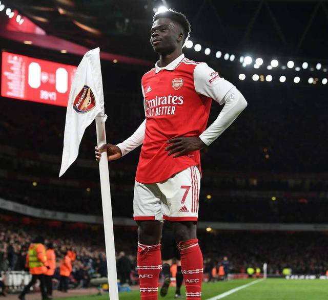 DB彩票平台-瓦伦西亚逆转胜利，保持不败势头的简单介绍