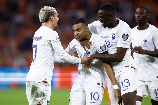 瓦伦西亚再胜,双杀对手畅通欧洲之路 瓦伦西亚再胜,双杀对手畅通欧洲之路