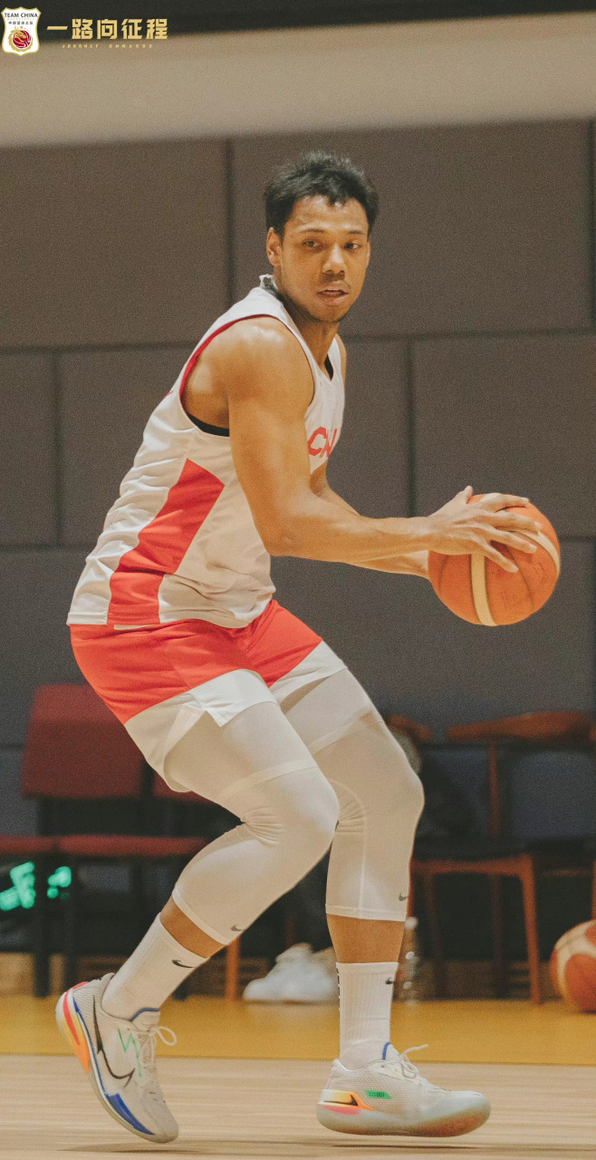 湖南男篮防守犯错，遗憾失去胜利机会