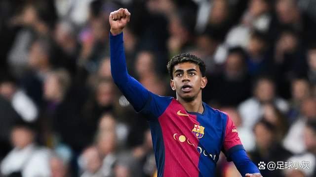 巴塞罗那足球队的后卫球员宣布退役