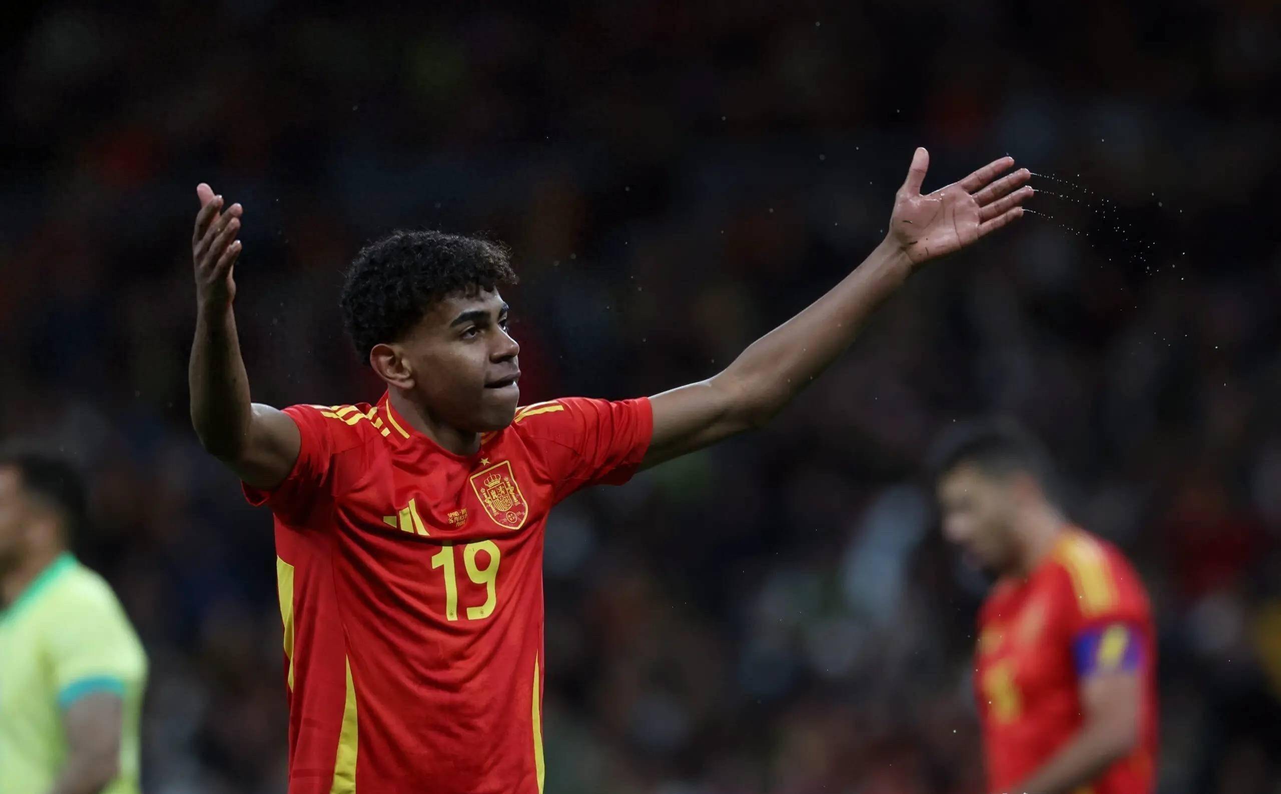 DB彩票-战火燃烧！欧洲国家杯赛事选手斗志昂扬