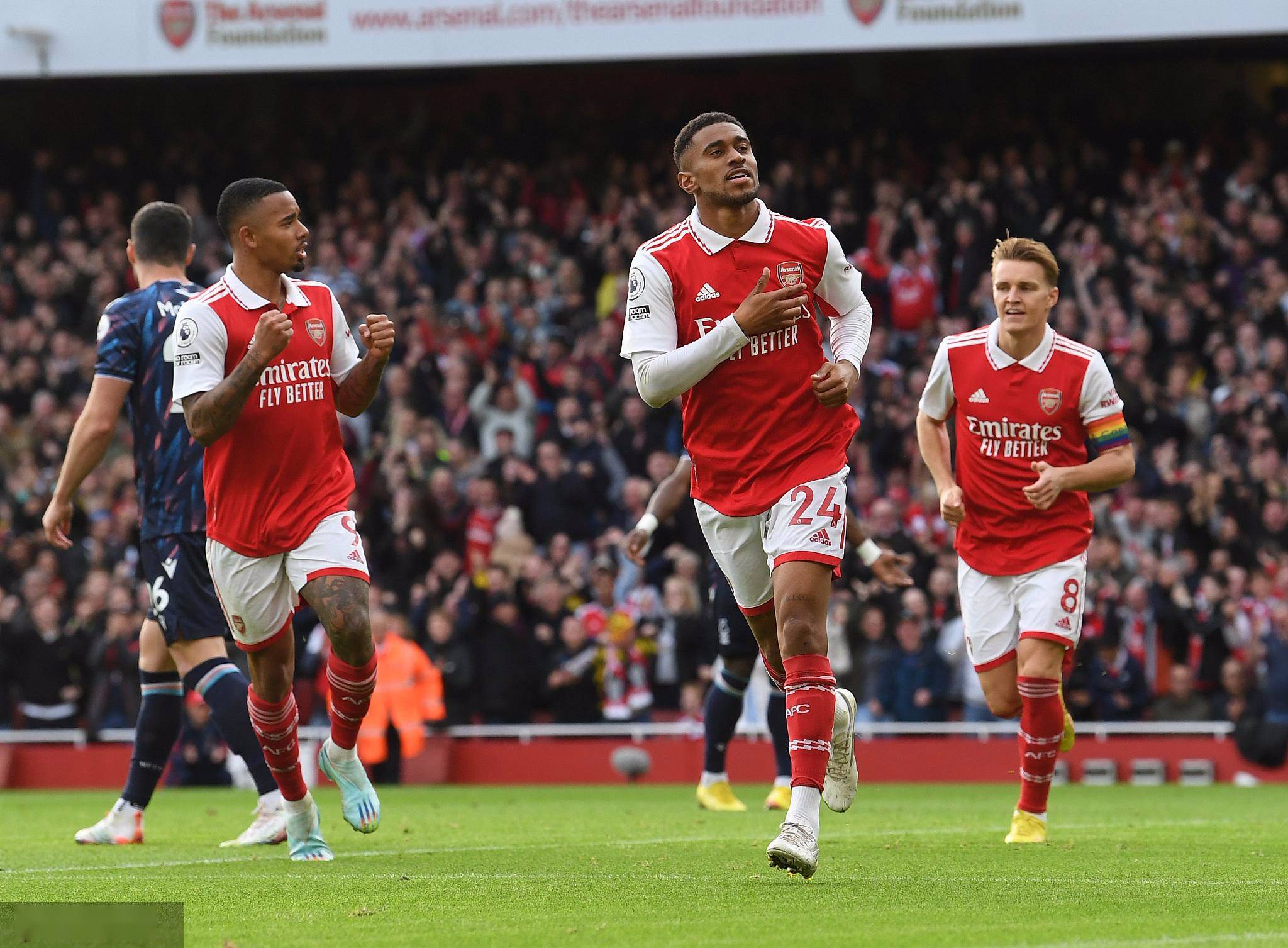 DB game-阿森纳击败富勒姆，取得胜利