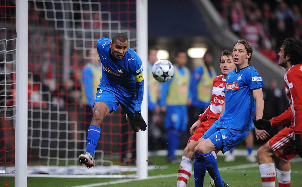 DB彩票入口-斯图加特遭遇重大失利，球队面临保级压力