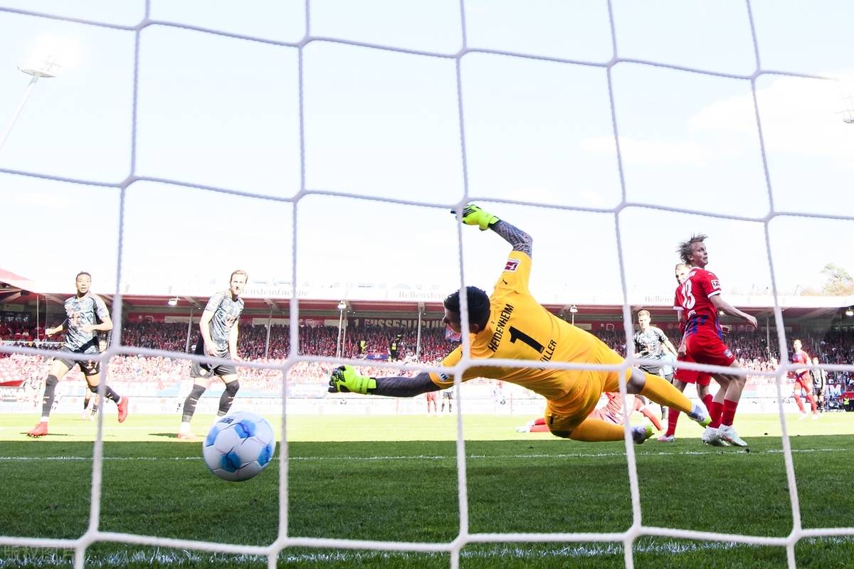 斯图加特遭遇重大失利，球队面临保级压力