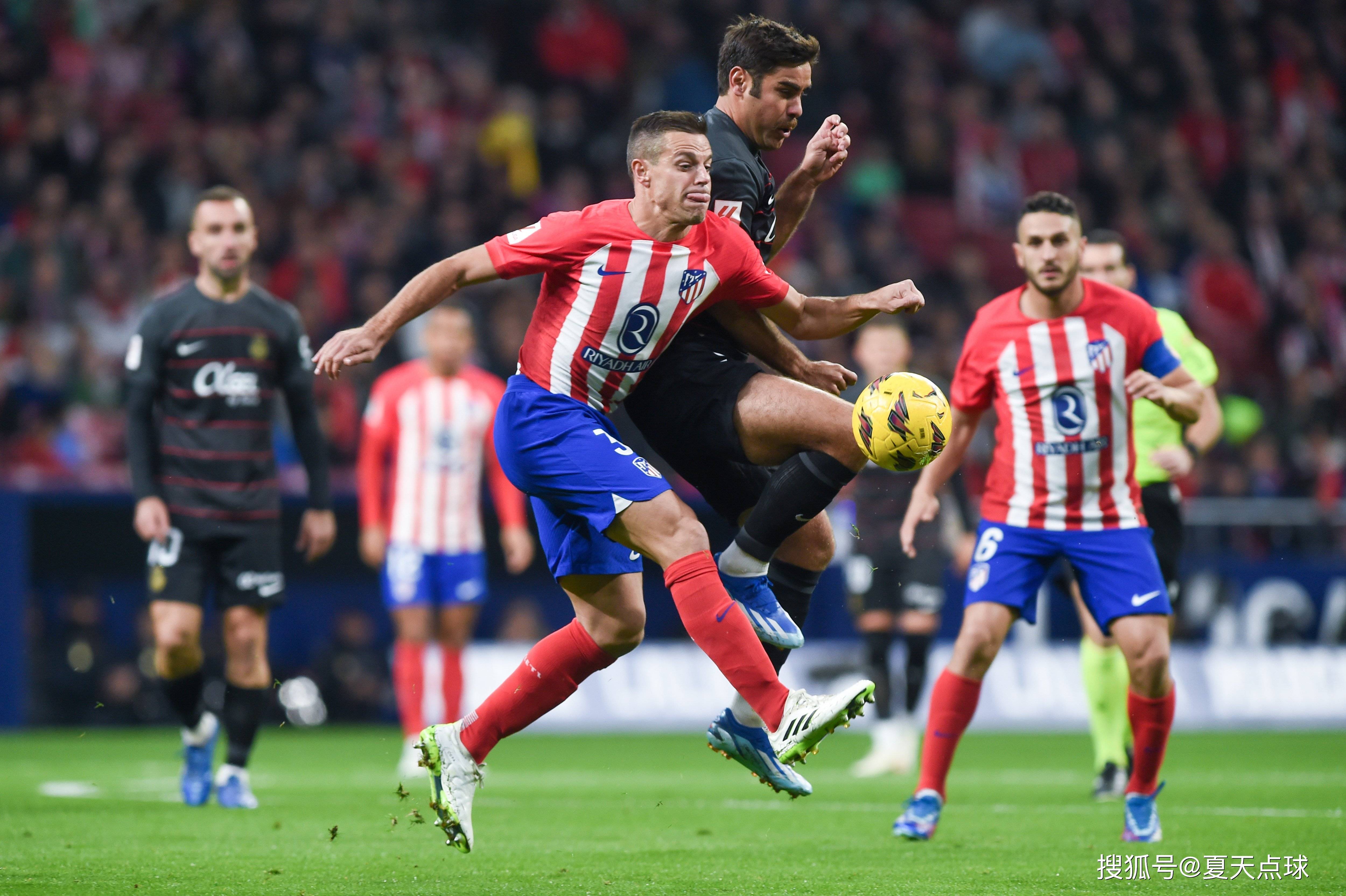 欧冠半决赛四强火拼，赛场激烈争斗