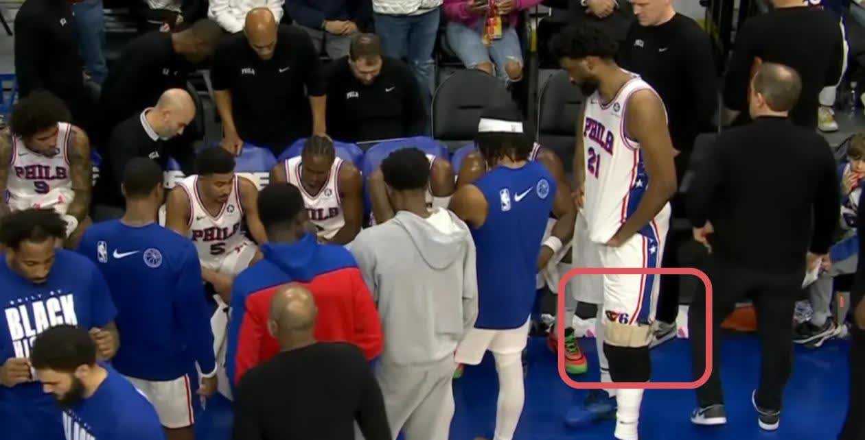 76人队员受伤，季后赛前景堪忧