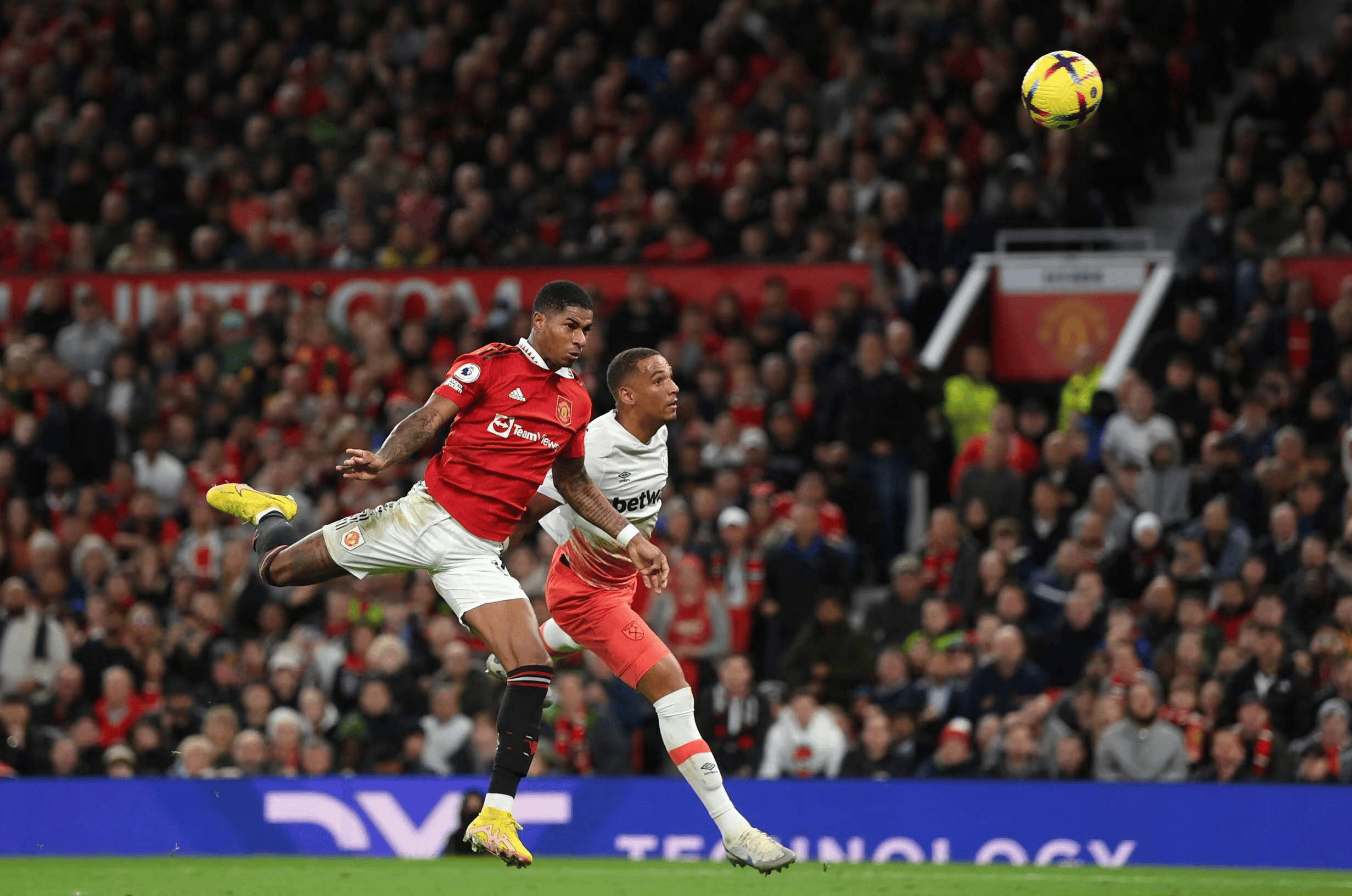 西汉姆联主场失利，冲击欧战资格步伐受挫