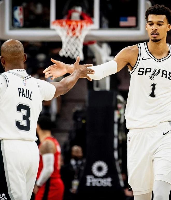 DB彩票入口-火箭遭遇马刺逆转，客场失利