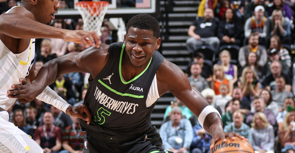 森林狼客场击败老鹰,终结对手主场连胜 森林狼客场击败老鹰,终结对手主场连胜