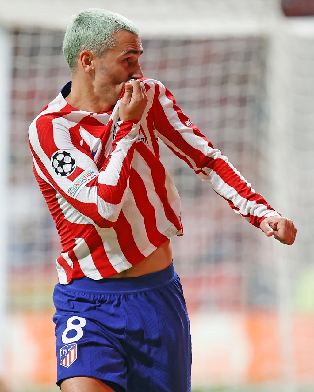 猛记获胜18秒准三分砍下32分的简单介绍 猛记获胜18秒准三分砍下32分的简单介绍